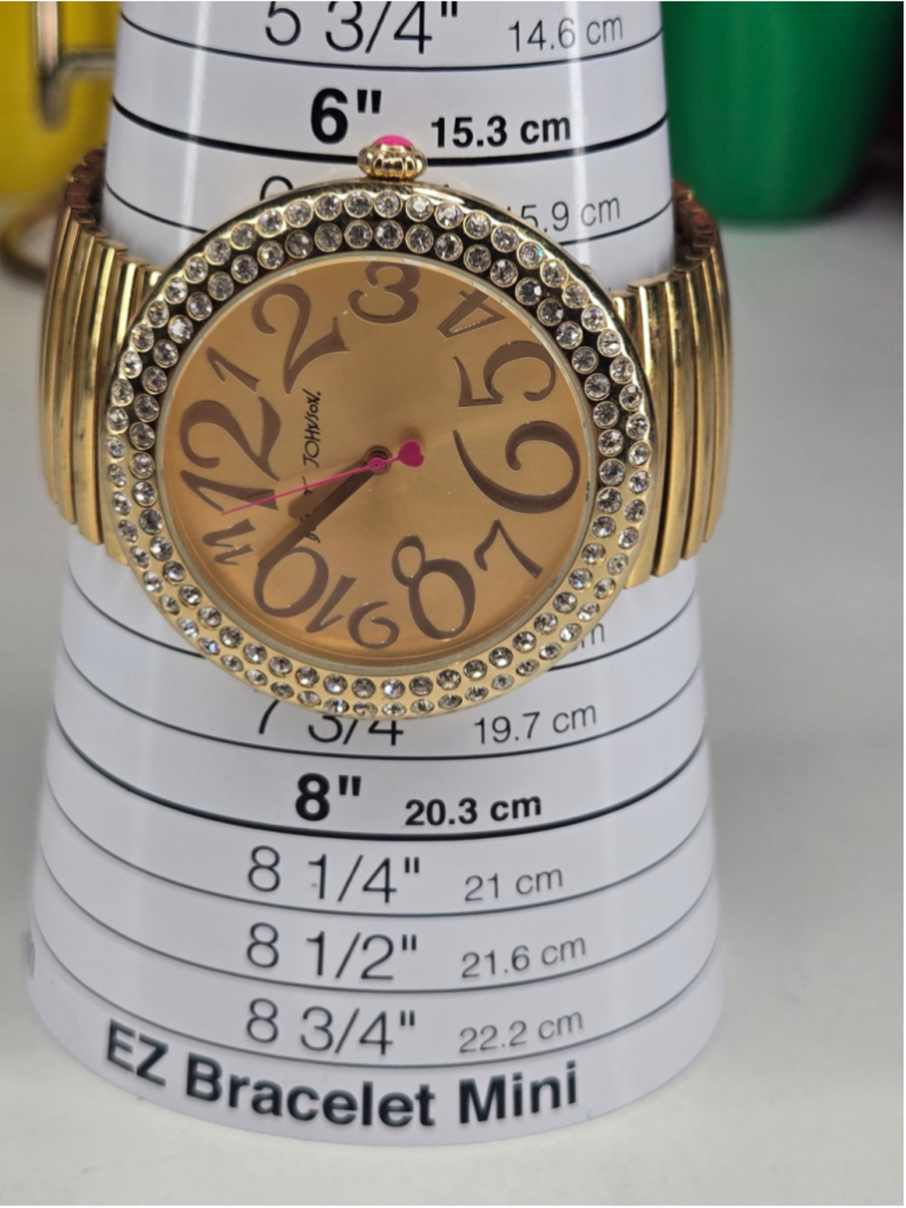 Betsey Johnson Watch Gold Tone Rhinestone Bezel Stretch Band Working Battery - Picture 6 of 9
